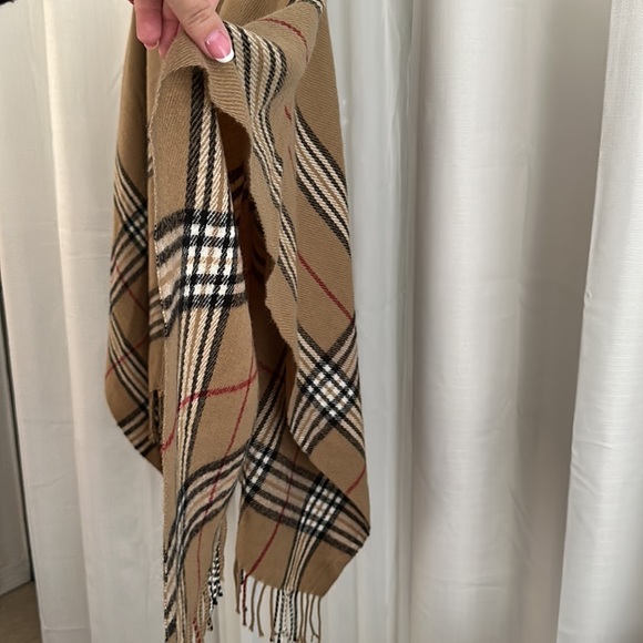 Plaid Poncho Fringe Pullover Shawl Open Arm Plus Size One Size - Picture 5 of 5